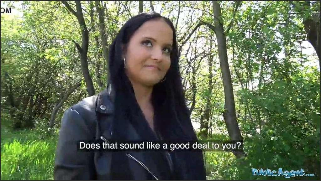 Jennifer Mendez beim Fussfetisch Dreier