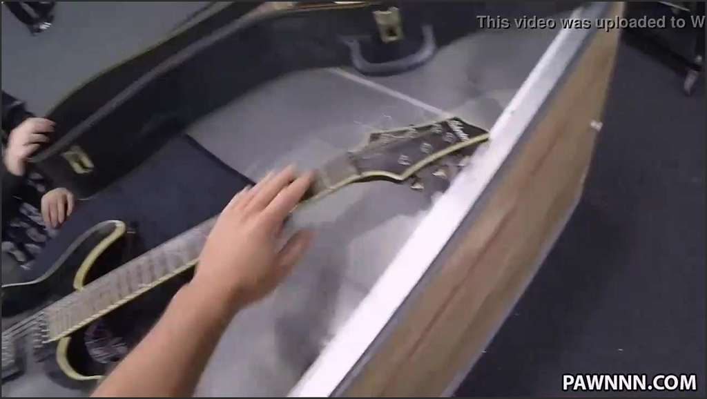 Rea Garvey lässt ihren mega schwarzen Arsch stopfen